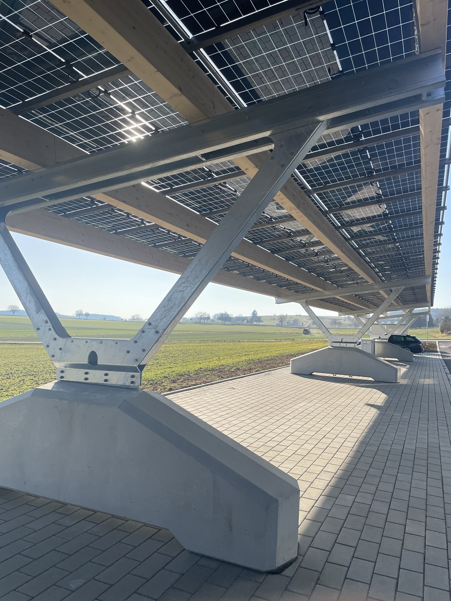 Singer Carport - Die Solarpaneele